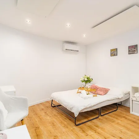 Podgórze 2-bedrooms - 54m2, Air Con - By Rentujemy *