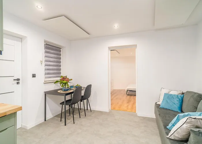 Podgorze 2-bedrooms - 54m2, Air Con - By Rentujemy