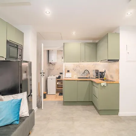 Podgorze 2-bedrooms - 54m2, Air Con - By Rentujemy *