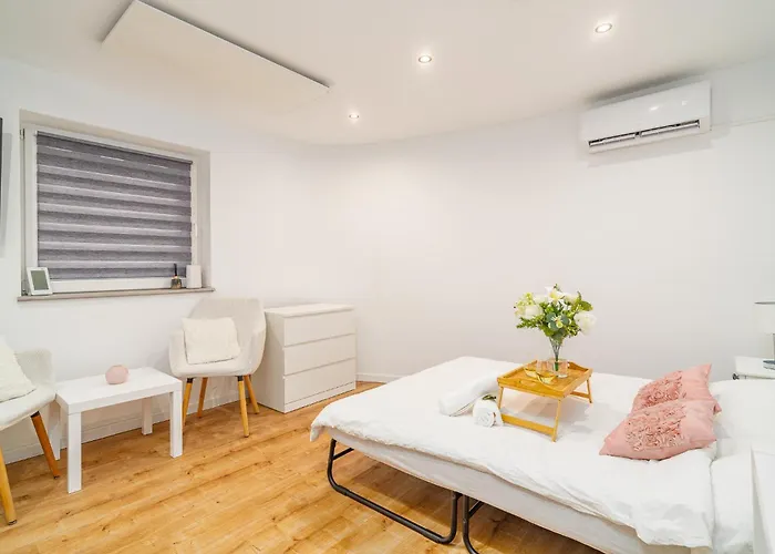 Lägenhet Podgorze 2-bedrooms - 54m2, Air Con - By Rentujemy Kraków